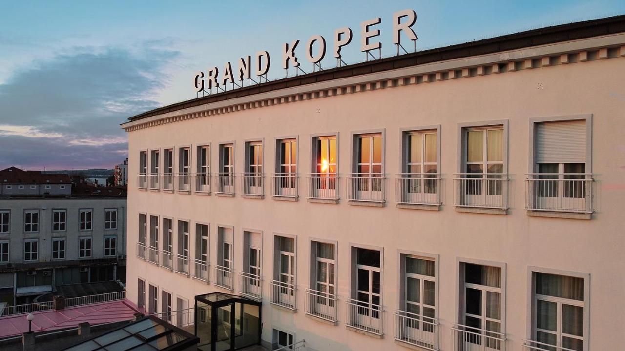Hotel Grand Koper Eksteriør bilde