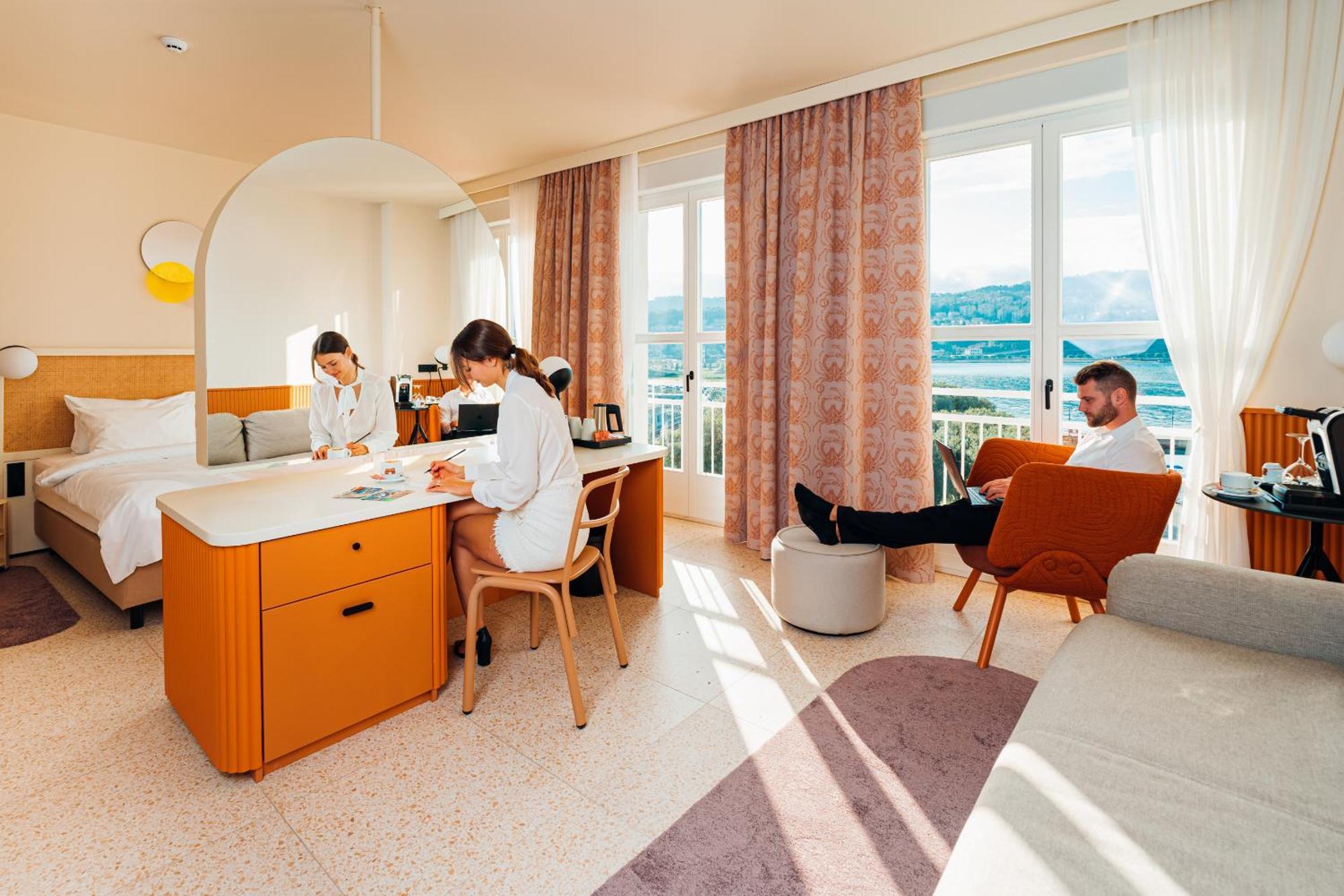Hotel Grand Koper Eksteriør bilde