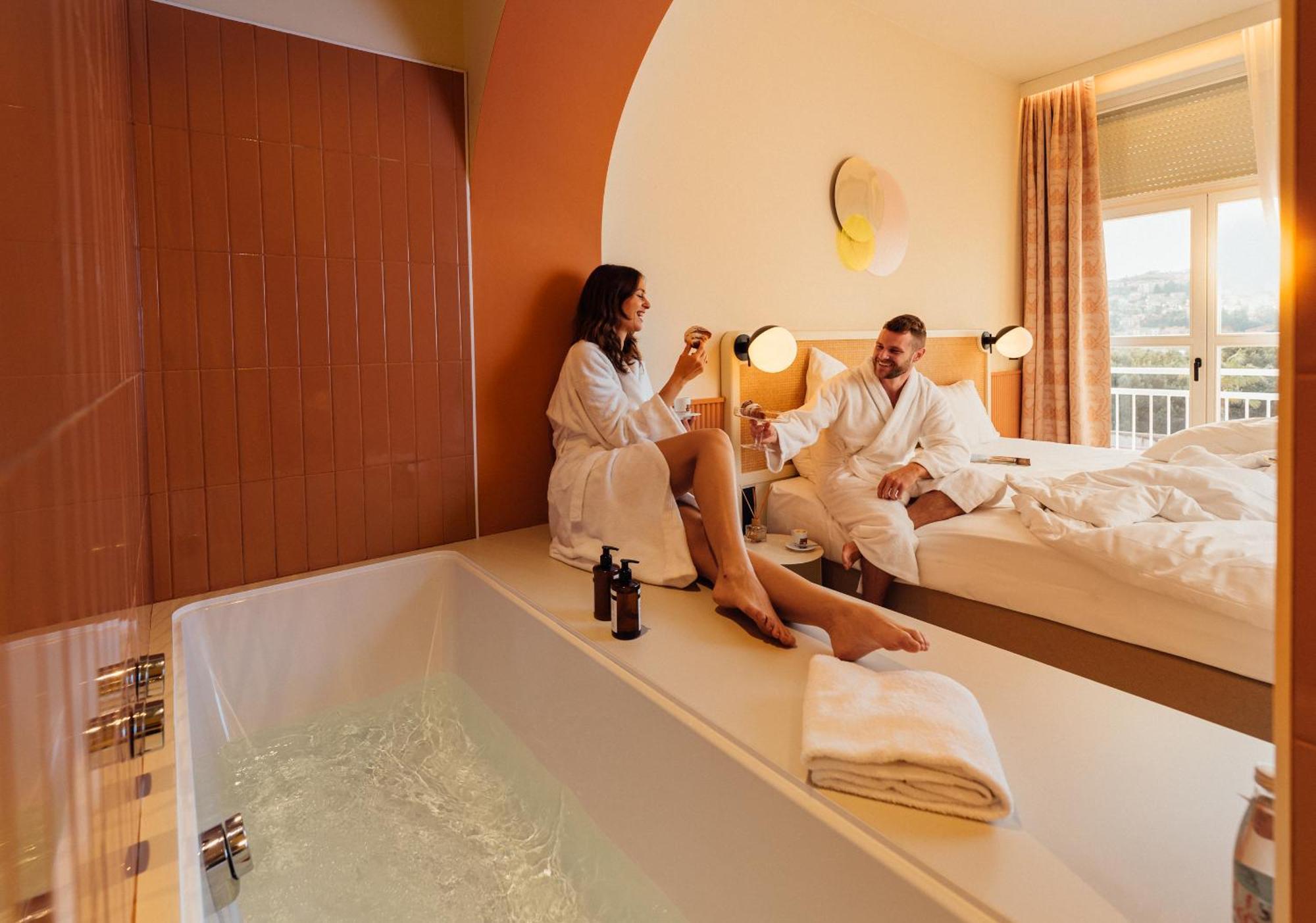 Hotel Grand Koper Eksteriør bilde