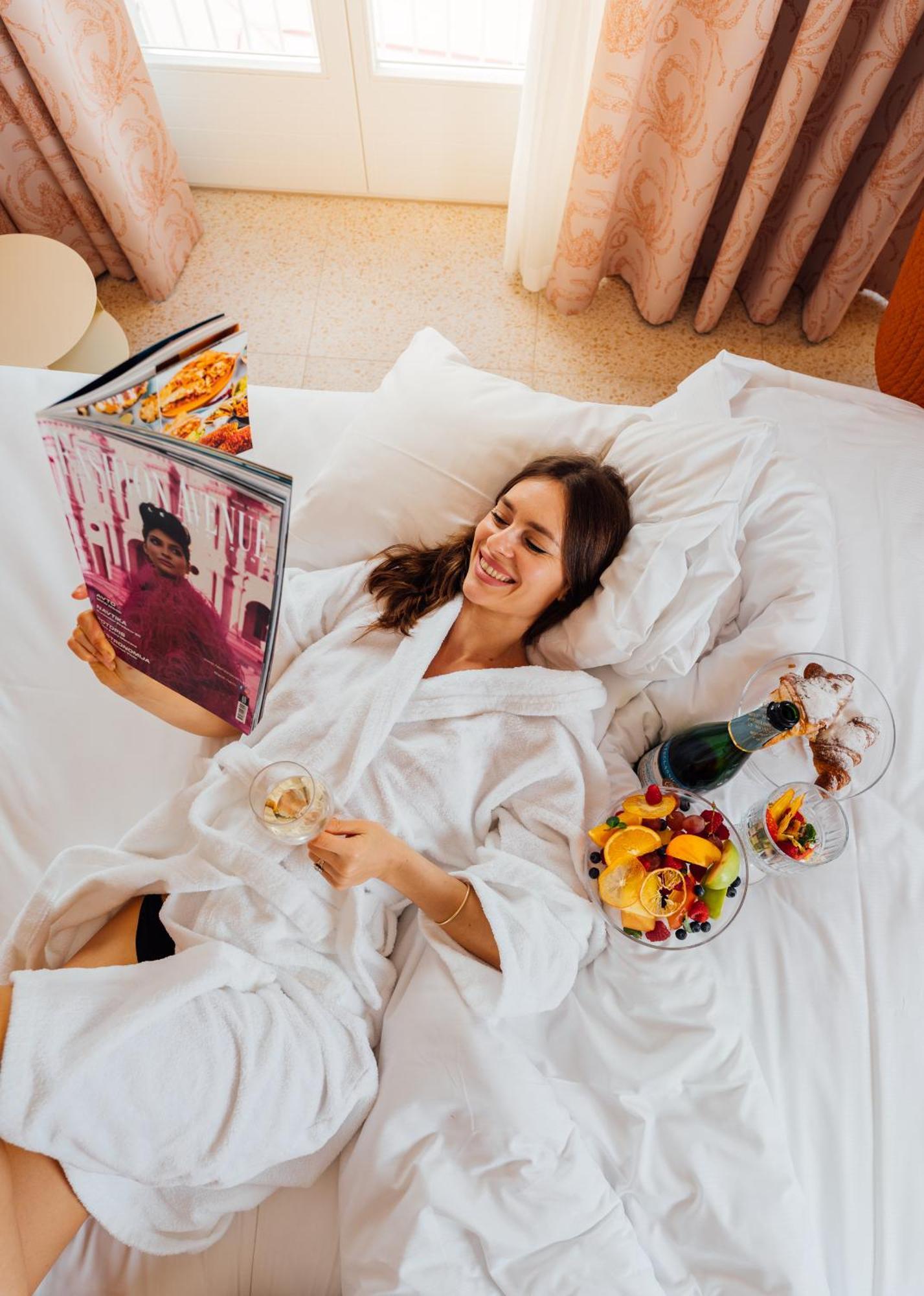 Hotel Grand Koper Eksteriør bilde